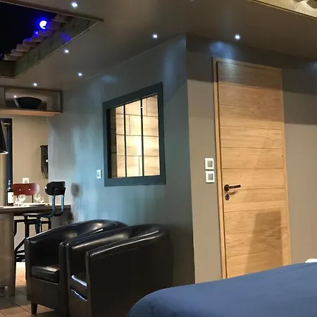 La Resiniere Piscine Patio 10h-18h *